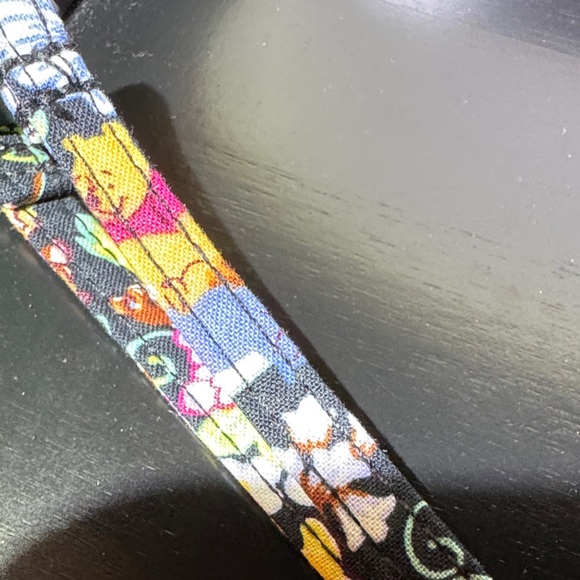 Disney x Vera Bradley Piglet Card Key Lanyard - Picture 6 of 8